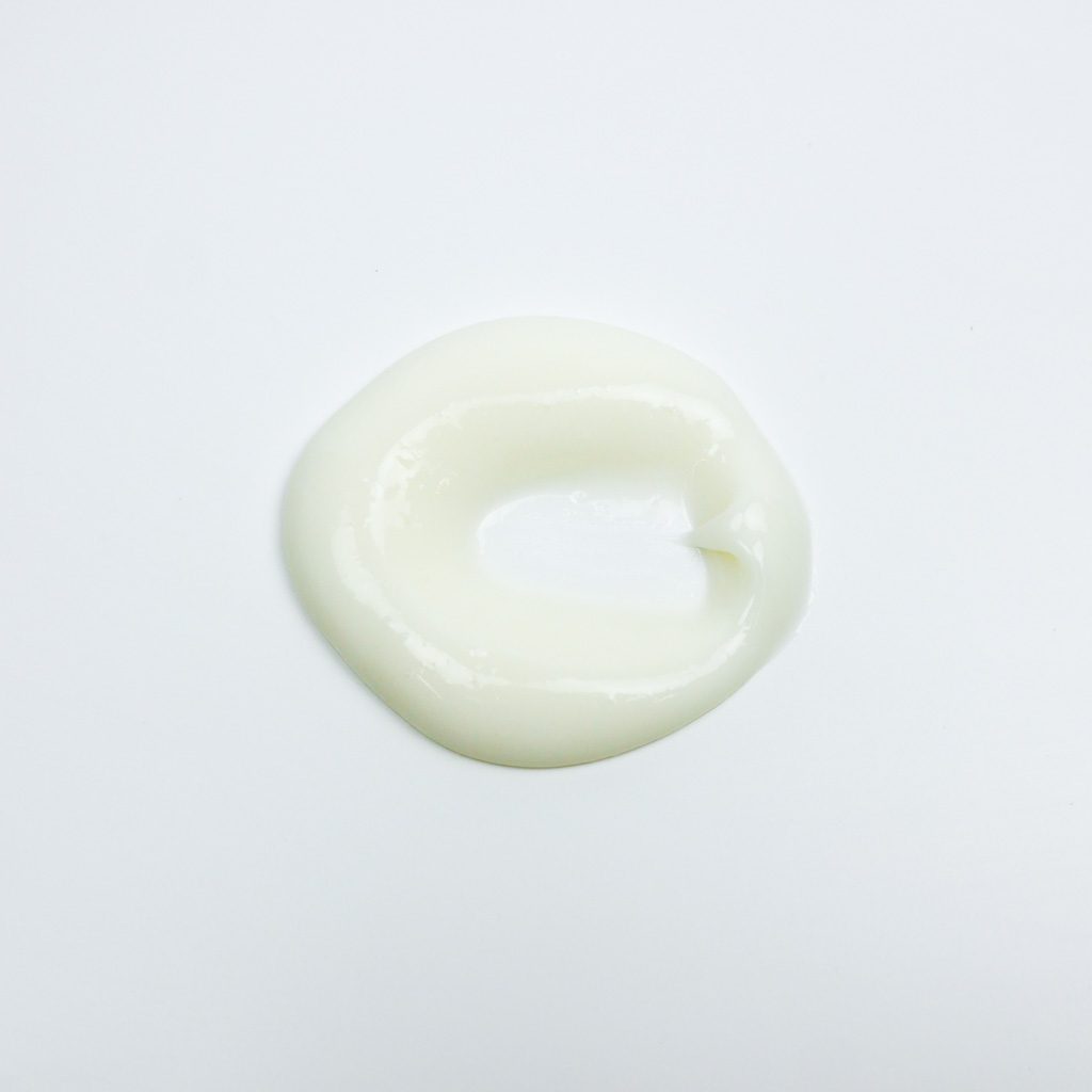 hand_lotion_smear